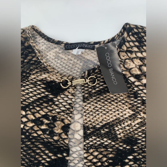 🚨Coco Bianca Animal Print Snack Print Poncho Shawl Wrap - Picture 2 of 8